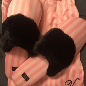 Victoria’s Secret Slippers NWT